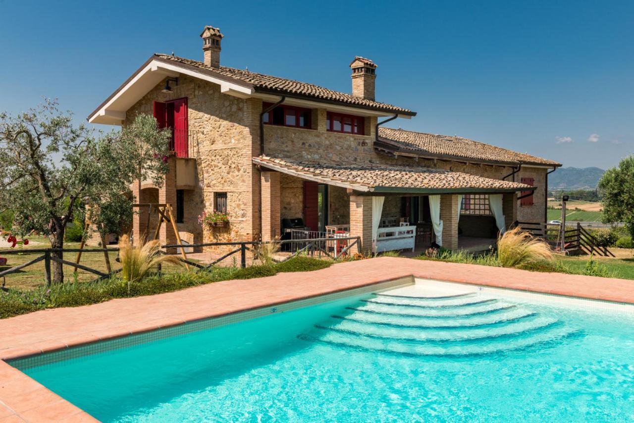 Il Barbagianni Bed & Breakfast Montepescali Eksteriør bilde