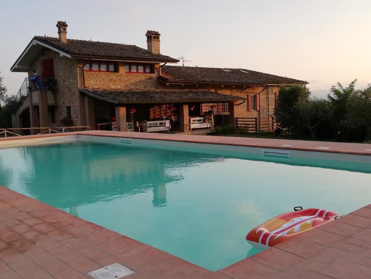 Il Barbagianni Bed & Breakfast Montepescali Eksteriør bilde