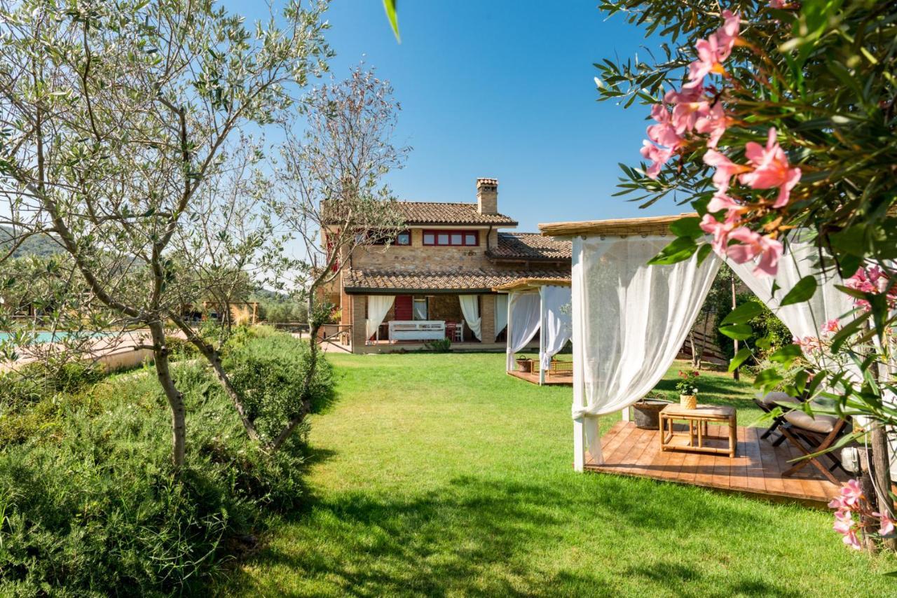 Il Barbagianni Bed & Breakfast Montepescali Eksteriør bilde